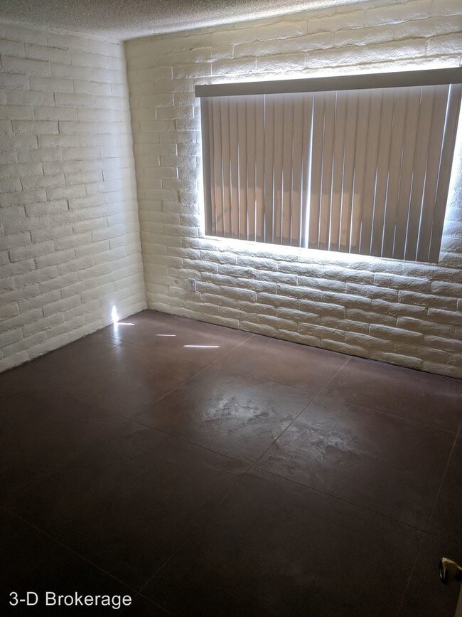 Foto del edificio - 2135 N Treat Ave