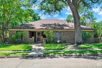 Building Photo - 4005 Azalea Ln