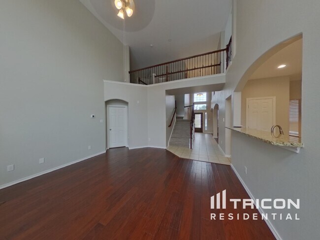 Building Photo - 5717 Fathom Dr