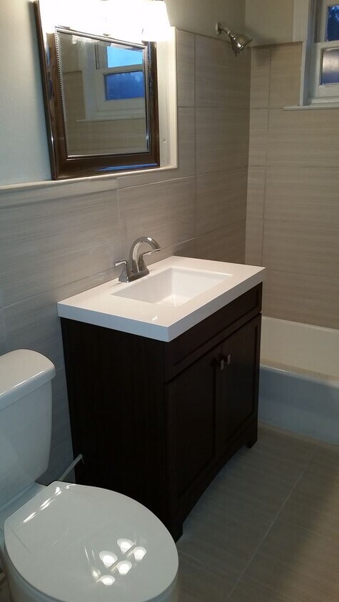 Foto del edificio - 935 Baxter St