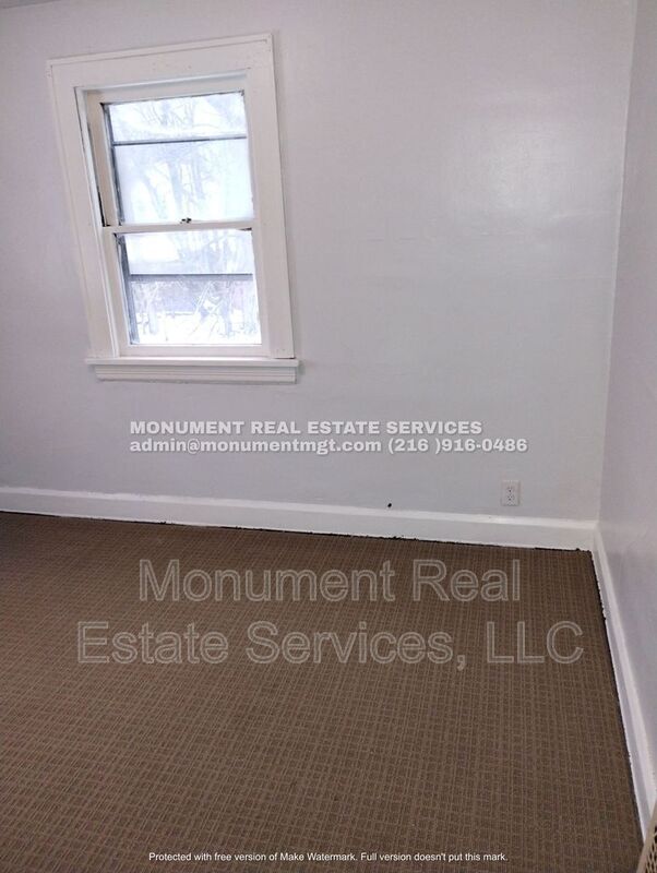 Foto del edificio - 10506 Nelson Ave