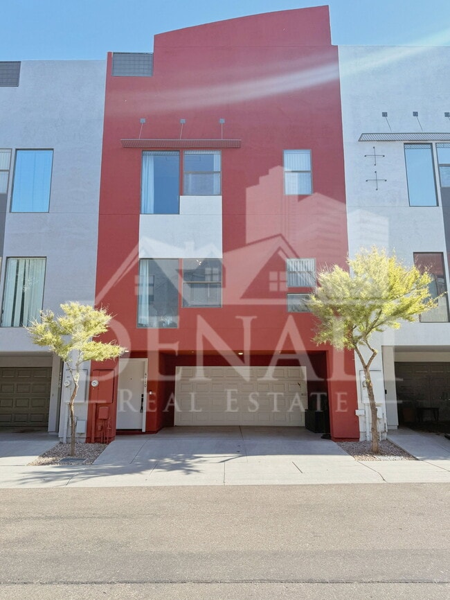 Photo - 4710 East Culver Street Townhome