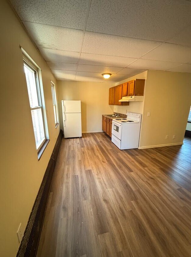 Photo - 409 Findlay Street - 461