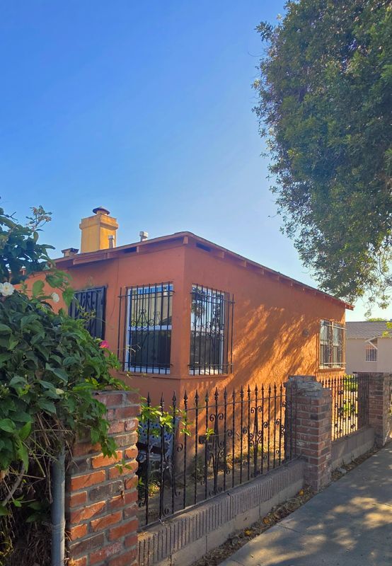 Foto del edificio - 624 W Magnolia St