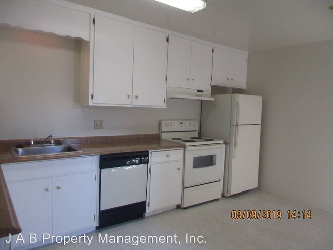 Building Photo - 218 Strathaven Way