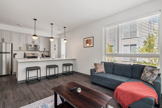 Foto del edificio - 6160 N Rural St