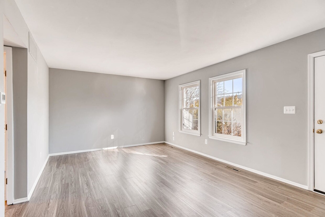 1347 Harford Square Dr, Edgewood, MD 21040 Townhome Rentals in