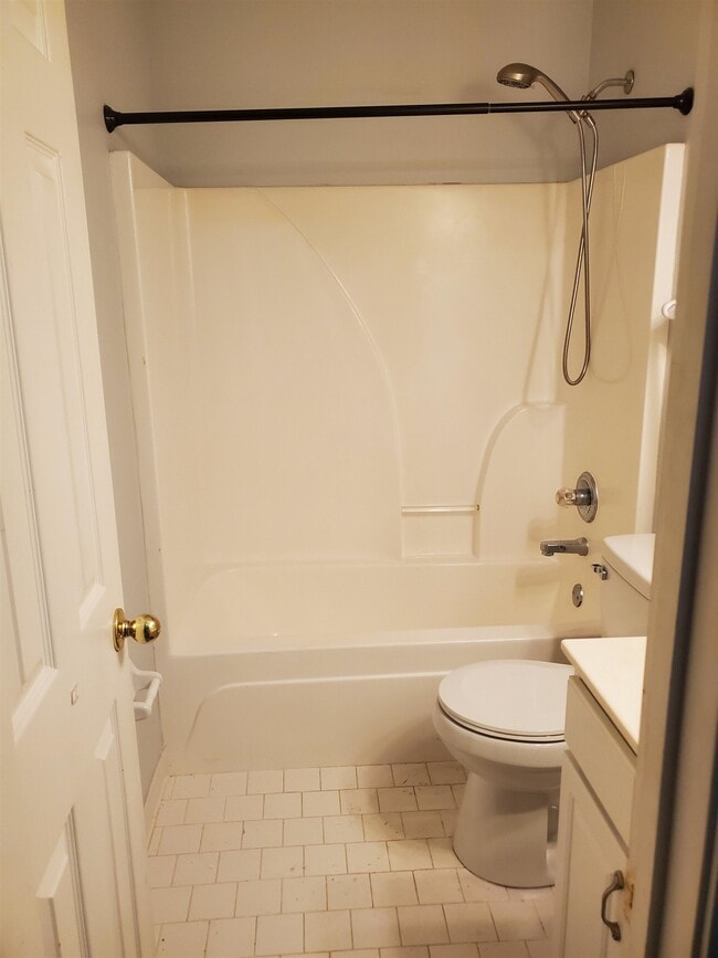 Building Photo - 8688 Eagle View Dr