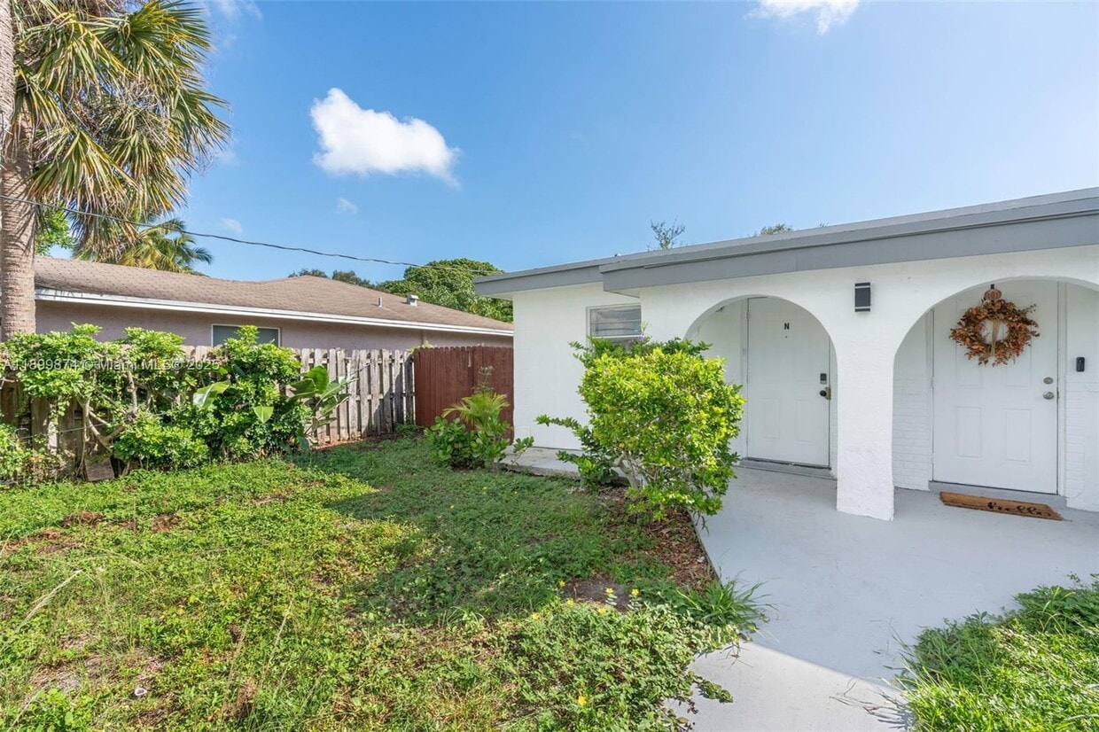 Foto principal - 308 NW 2nd Ave