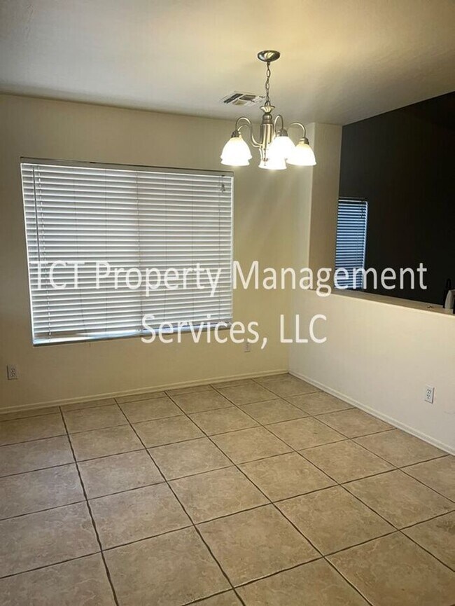 Foto del edificio - Great 3 Bedroom Home In San Tan Ranch!