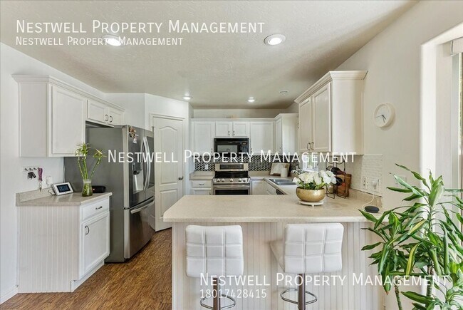 Building Photo - Gorgeous 4-bed Home in South Jordan