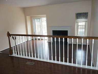 Foto del edificio - 713 Chimney Hill Ln