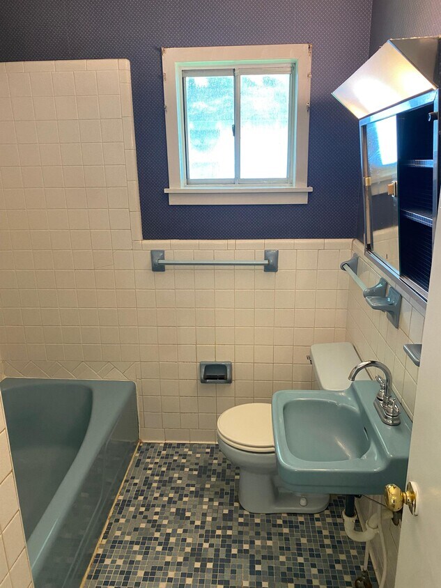 Foto principal - 3106 Adrienne Dr