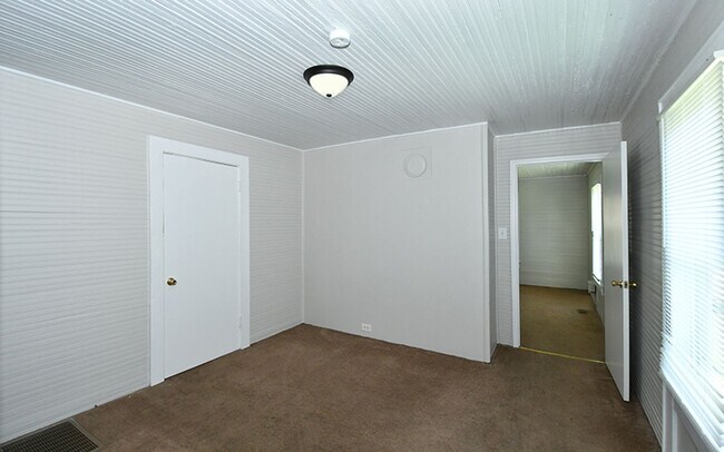 Foto del edificio - 638 Wilson Street # A Select Real Estate G...