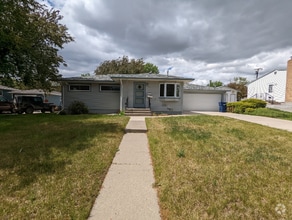 Building Photo - 109 Riverview C
