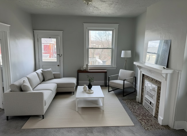 2nd floor living room - 2025 Burnet Ave