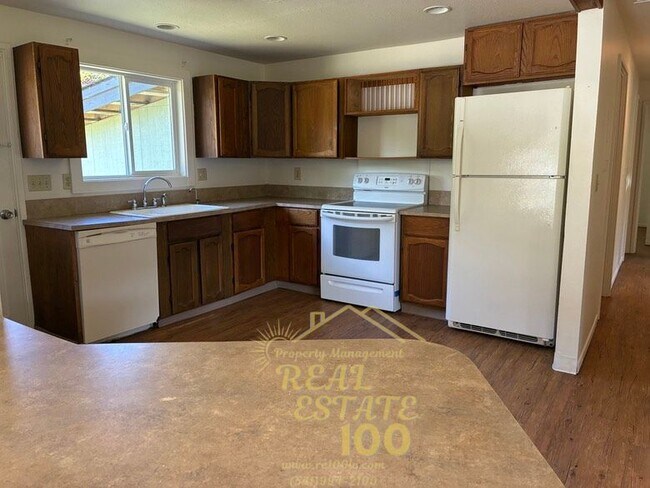 Foto del edificio - 2538 NE 33rd St