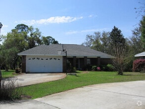 Building Photo - 256 Beacon Way