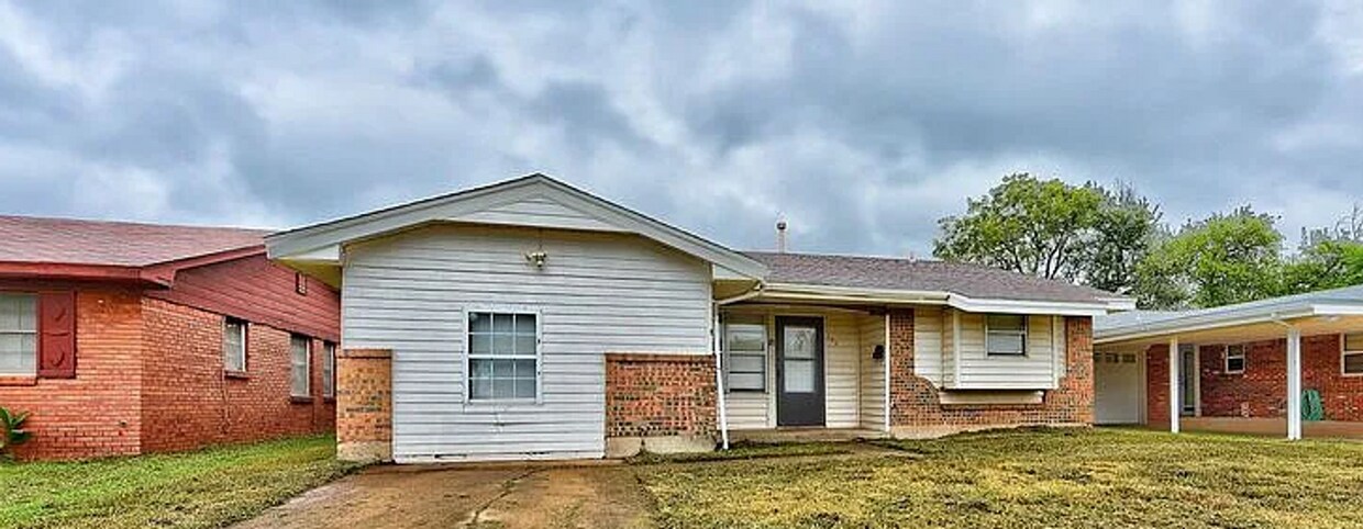 Foto principal - 333 NW 80th St