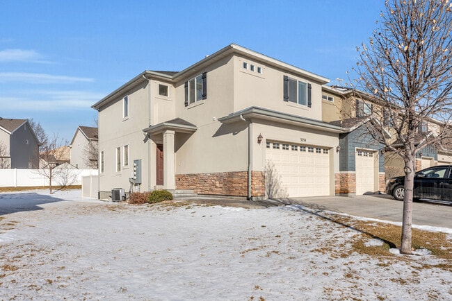 Foto del edificio - Beautiful Townhome in Lehi
