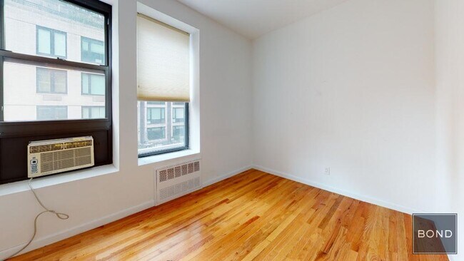 Plano de planta - 307 East 77 Street