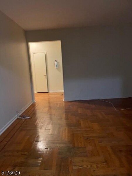 Foto del edificio - 433 Lincoln Ave