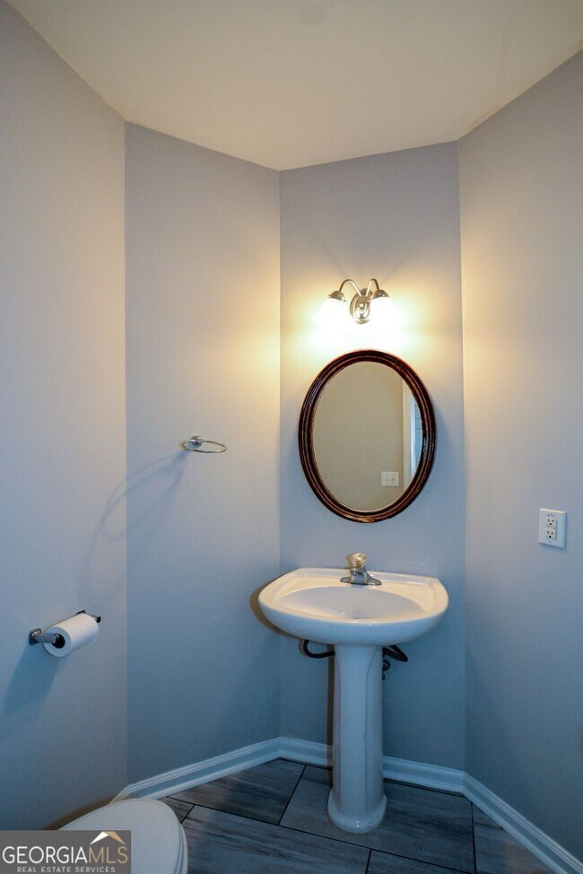 Foto del edificio - 3063 Grace Ct