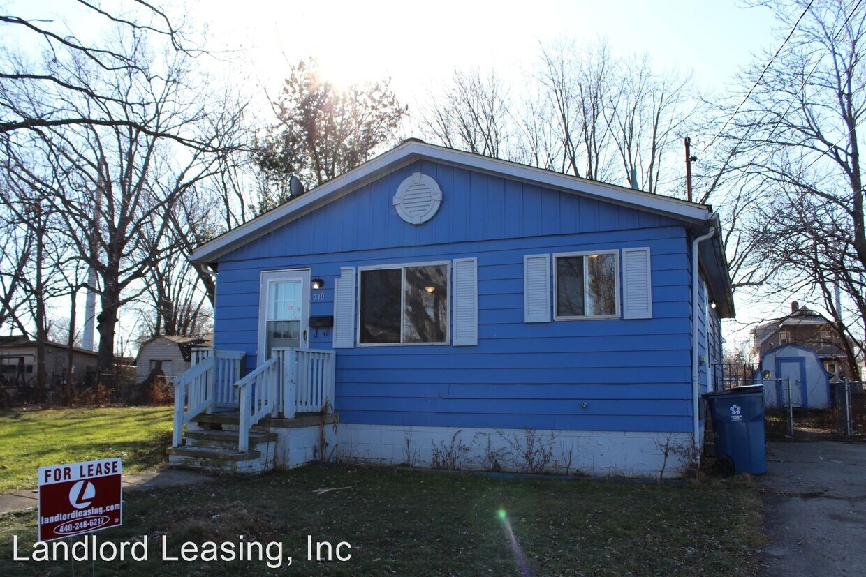 4 br, 1 bath House - 710 E. 32nd Street