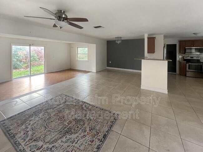 Foto del edificio - 218 SW 46th Terrace