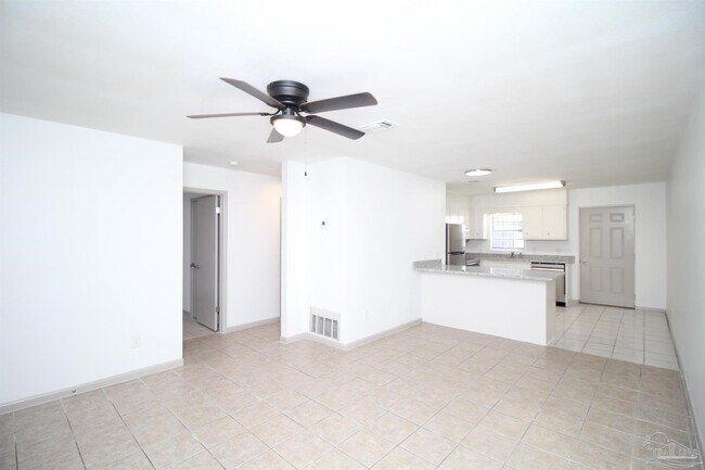 Foto del edificio - 4964 W Spencer Field Rd