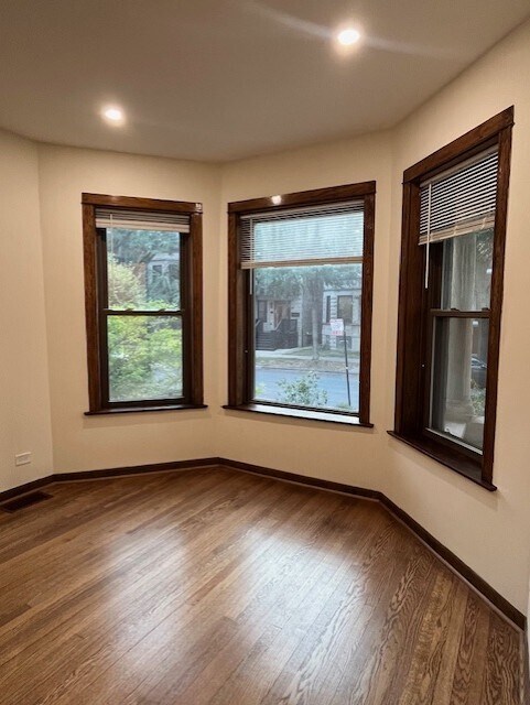 Foto del edificio - 3735 N Magnolia Ave