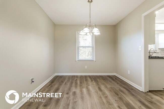 Foto del edificio - 2862 Emerson Lake Dr