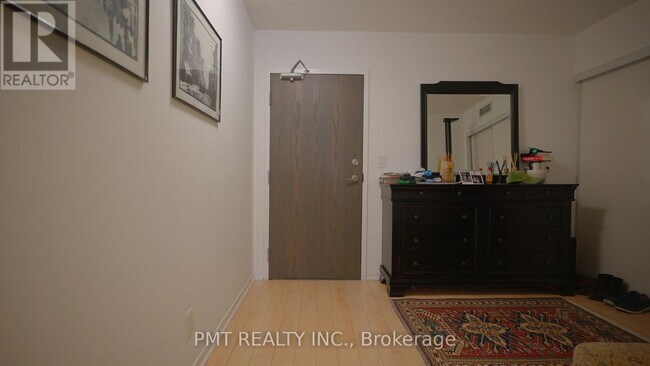 Building Photo - 68-768 Abell St