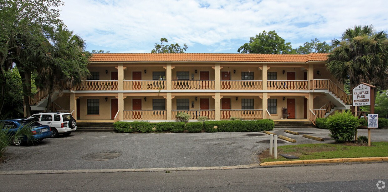 Foto del edificio - Broward Park Apartment