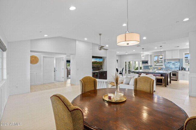 Building Photo - 3621 N Kachina Ln