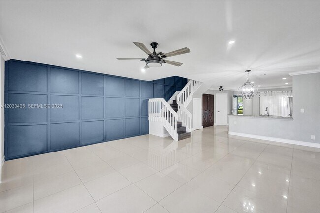 Building Photo - 3325 Carambola Cir S