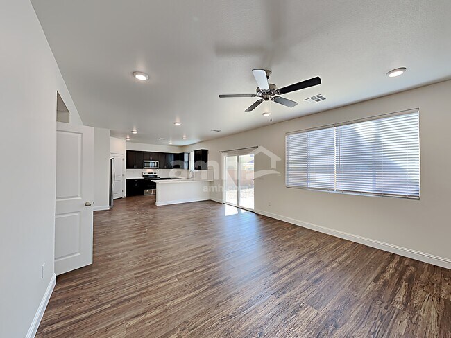 Building Photo - 719 Sienna Rising Drive