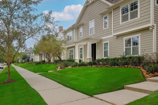 Foto del edificio - 227 Kendrick Pines Blvd