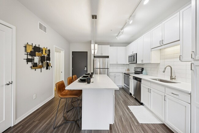 Building Photo - Oxbo Urban Rentals