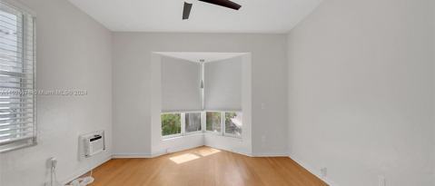 Foto del edificio - 319 W 28th St