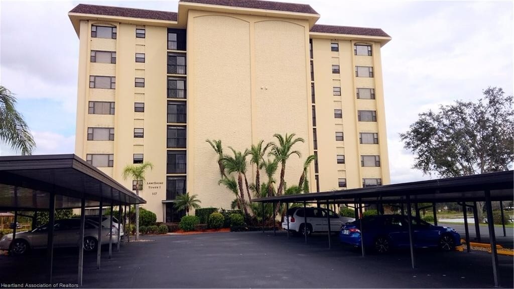 117 Country Club Dr Unit 702, Lake Placid, FL 33852 Condo for Rent in