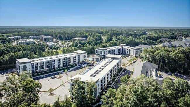 Foto del edificio - 5580 Farrington Rd