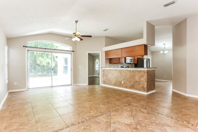 Building Photo - 1157 Brookwood Bluff Rd E