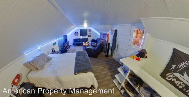 Foto del edificio - 6 br, 3 bath House - 1215 Ratone St.
