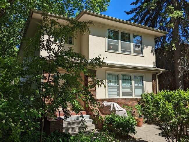 Building Photo - 3625 DuPont Ave S