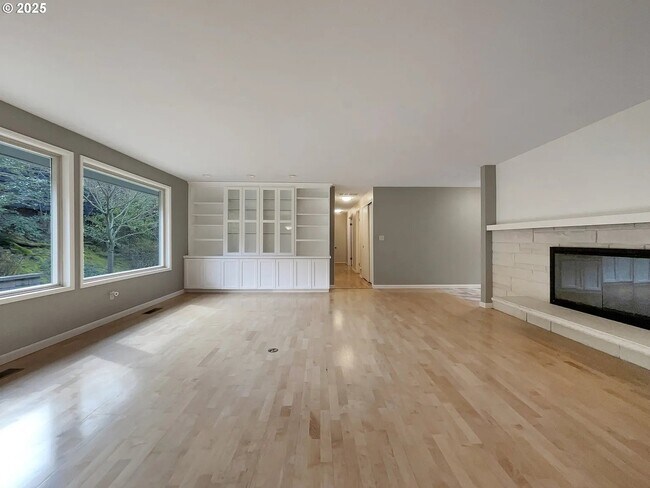 Foto del edificio - 1690 SW Woodland Terrace
