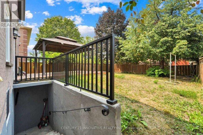 Photo du bâtiment - 10 Blake Ct