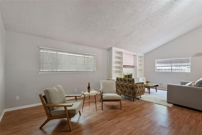 Building Photo - 12402 Whittington Dr