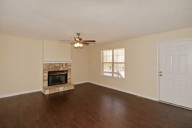 Building Photo - 109 Childers Rd