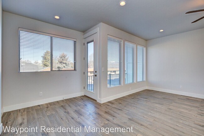 Building Photo - 3 br, 2.5 bath House - 7791 W Crestwood Dr